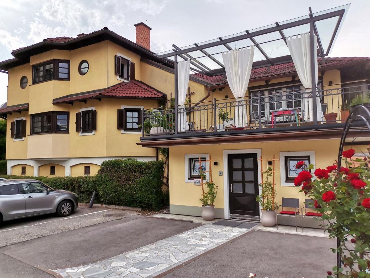 Entzückende Garconniere im Herzen Spittals Spittal an der Drau Exterior foto